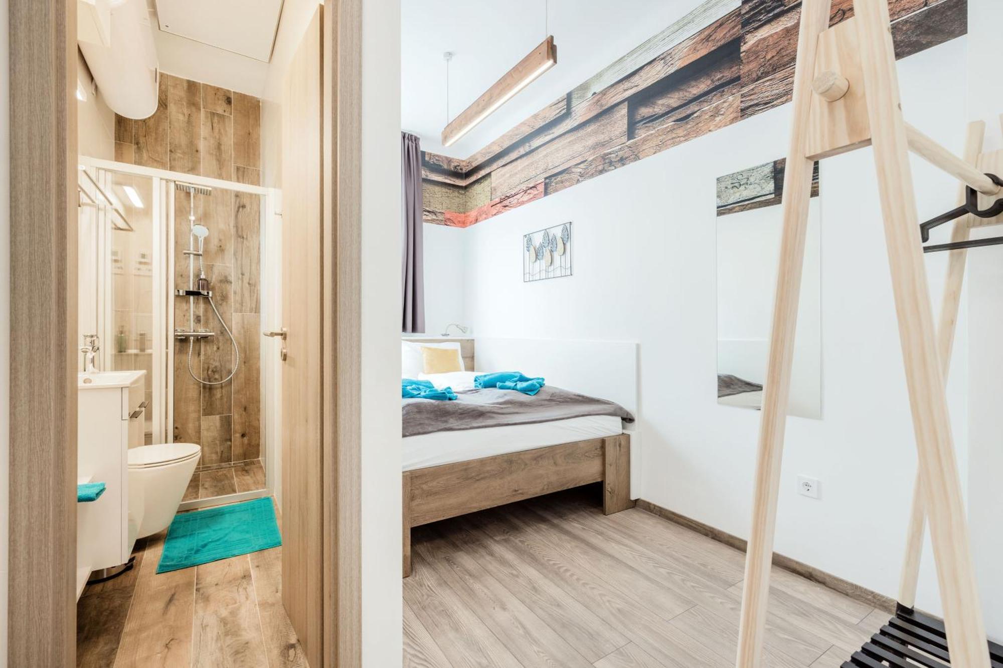 Elemental Retreats - Wood & Water Studios Budapeste Exterior foto